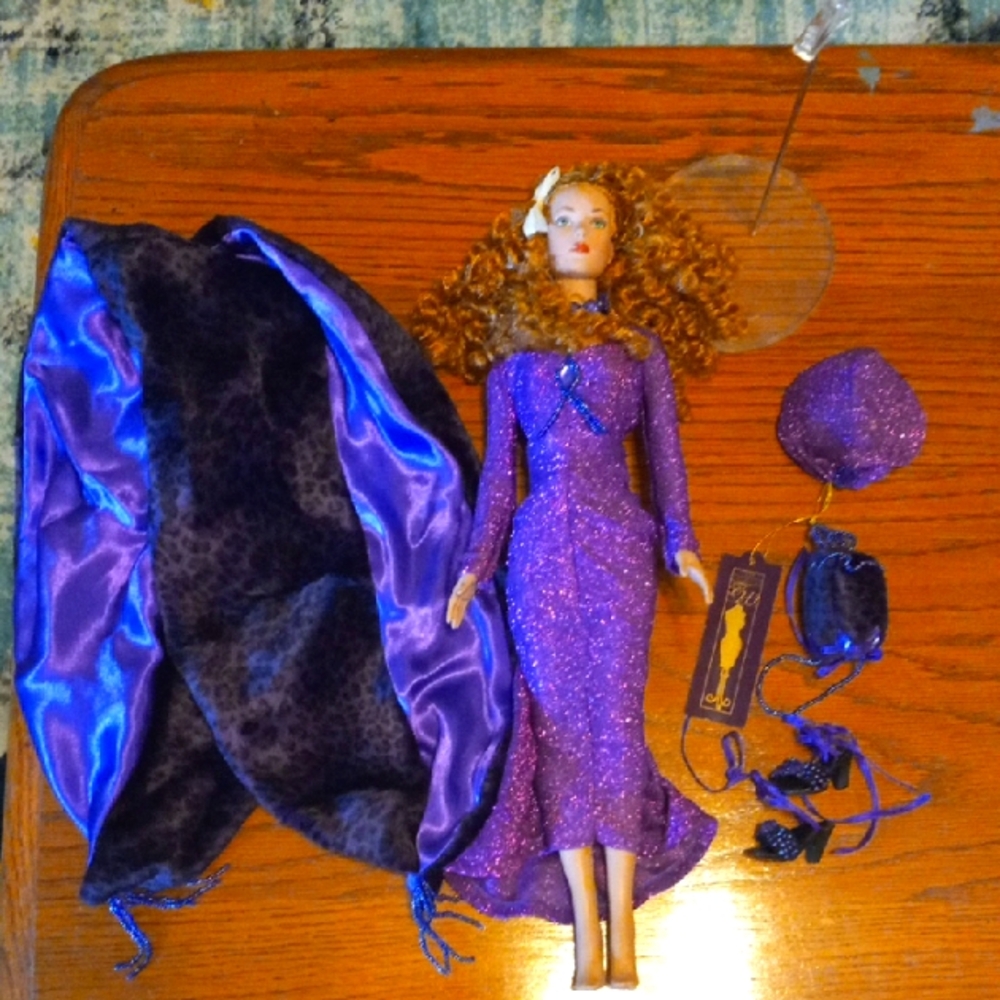 Robert Tonner Posable Plastic 16" Doll Purple Glitter Doll Accessories